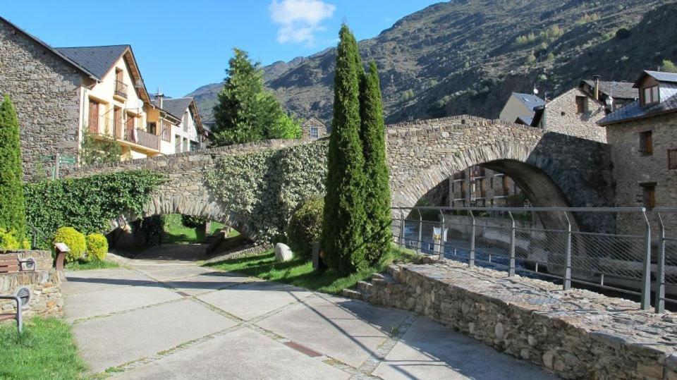Hotel Pensio La Creu Esterri d'Àneu Exteriér fotografie